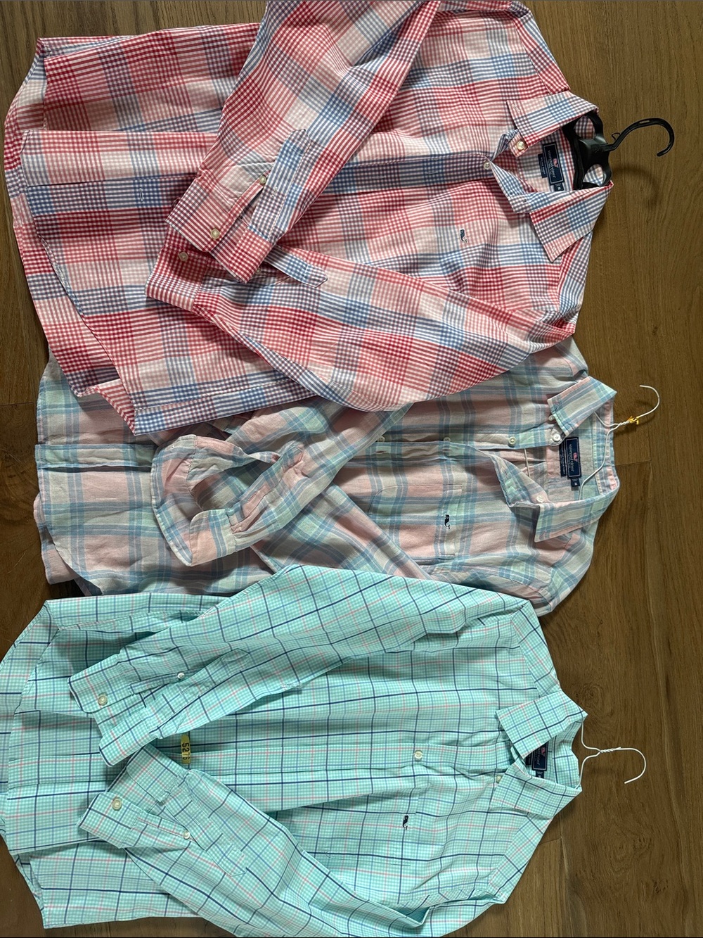 Vineyard Vine Men’s Pink Plaid Button-Down Shirt